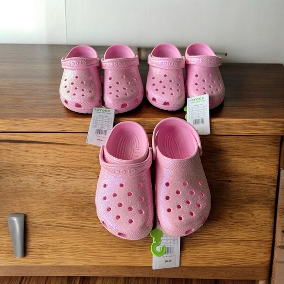 NWTCrocs Kids' ClassicCrocs Kids' Classic Glitter  2 Pairs of size J2 and one J3 - Picture 2 of 2